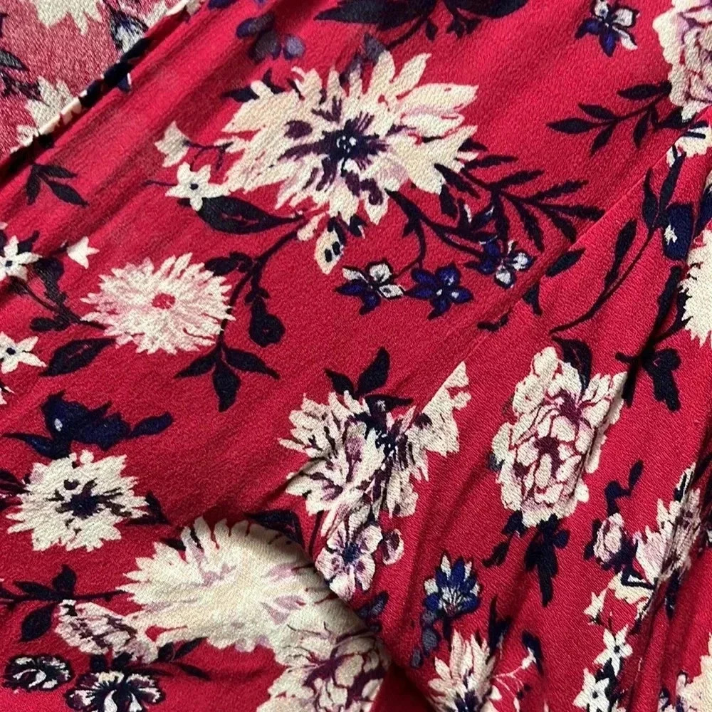 Torrid red floral shirttail kimono top 00 - Picture 3 of 5